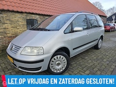 Volkswagen Sharan - 1.8 Turbo Highline Kanteldak | 7 Pers