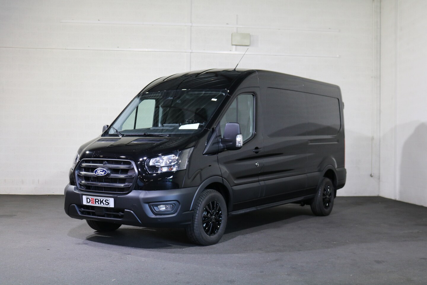 Ford Transit - 2.0 TDCI L3 H2 Trend Automaat Navigatie Camera 2.8T Trekhaak - AutoWereld.nl