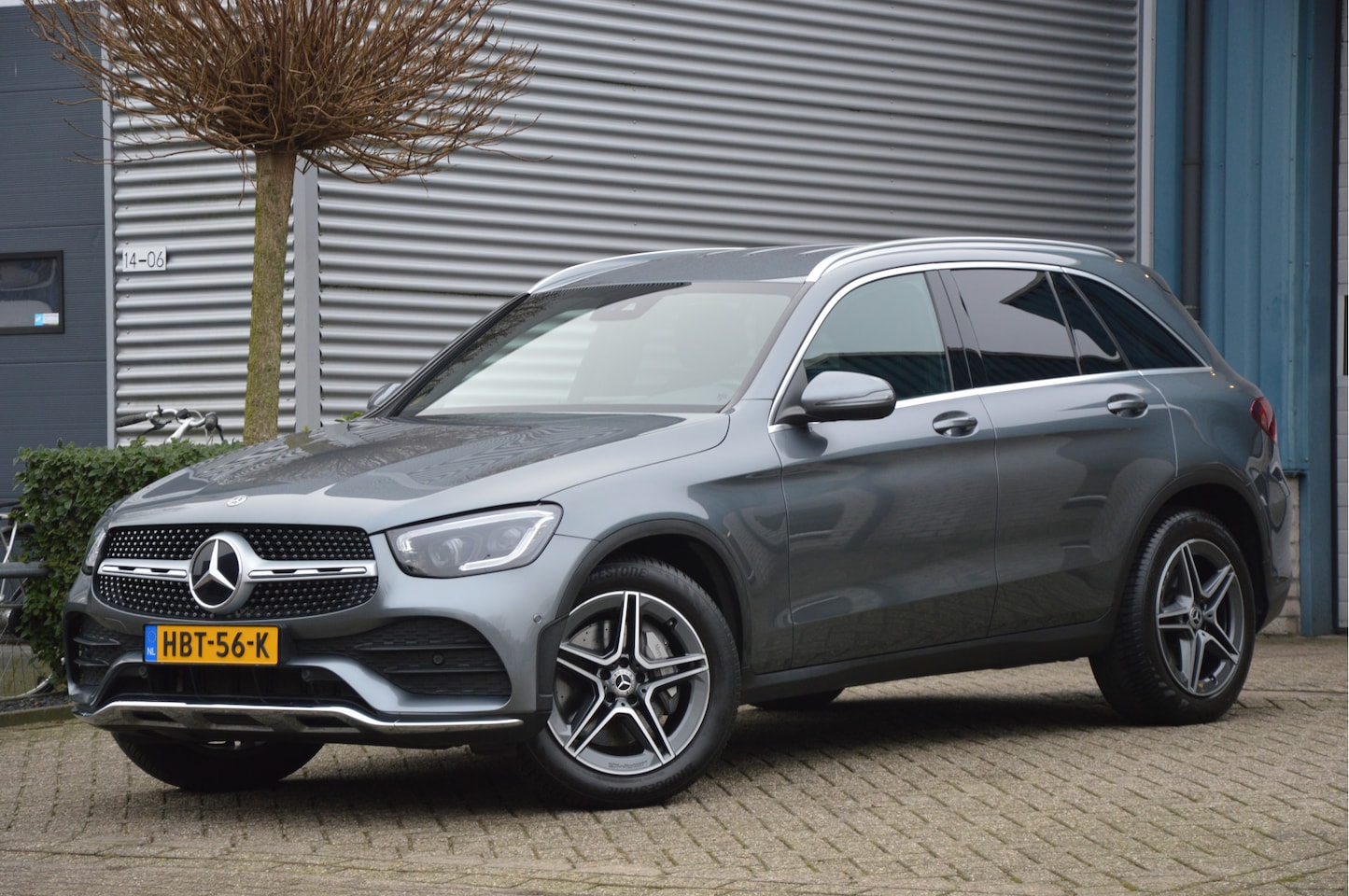 Mercedes-Benz GLC-klasse - 300 4MATIC AMG-LINE | LED | SFEERVERLICHTING | TREKHAAK | CAMERA | 34000 KM!!! - AutoWereld.nl