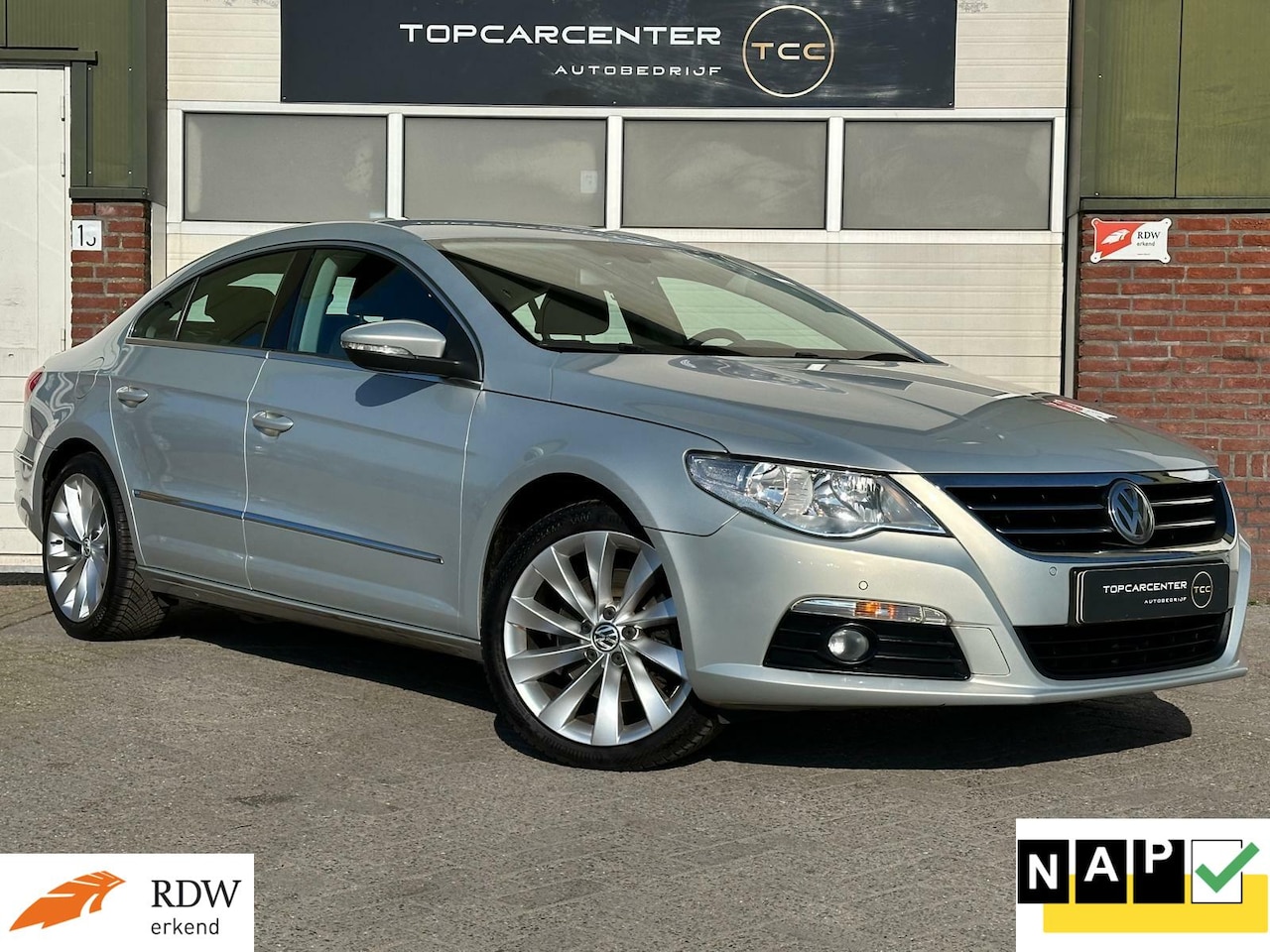 Volkswagen Passat CC - 1.8 TSI 5p./PAKRS/TREKH/NAVI/APK/NAP - AutoWereld.nl