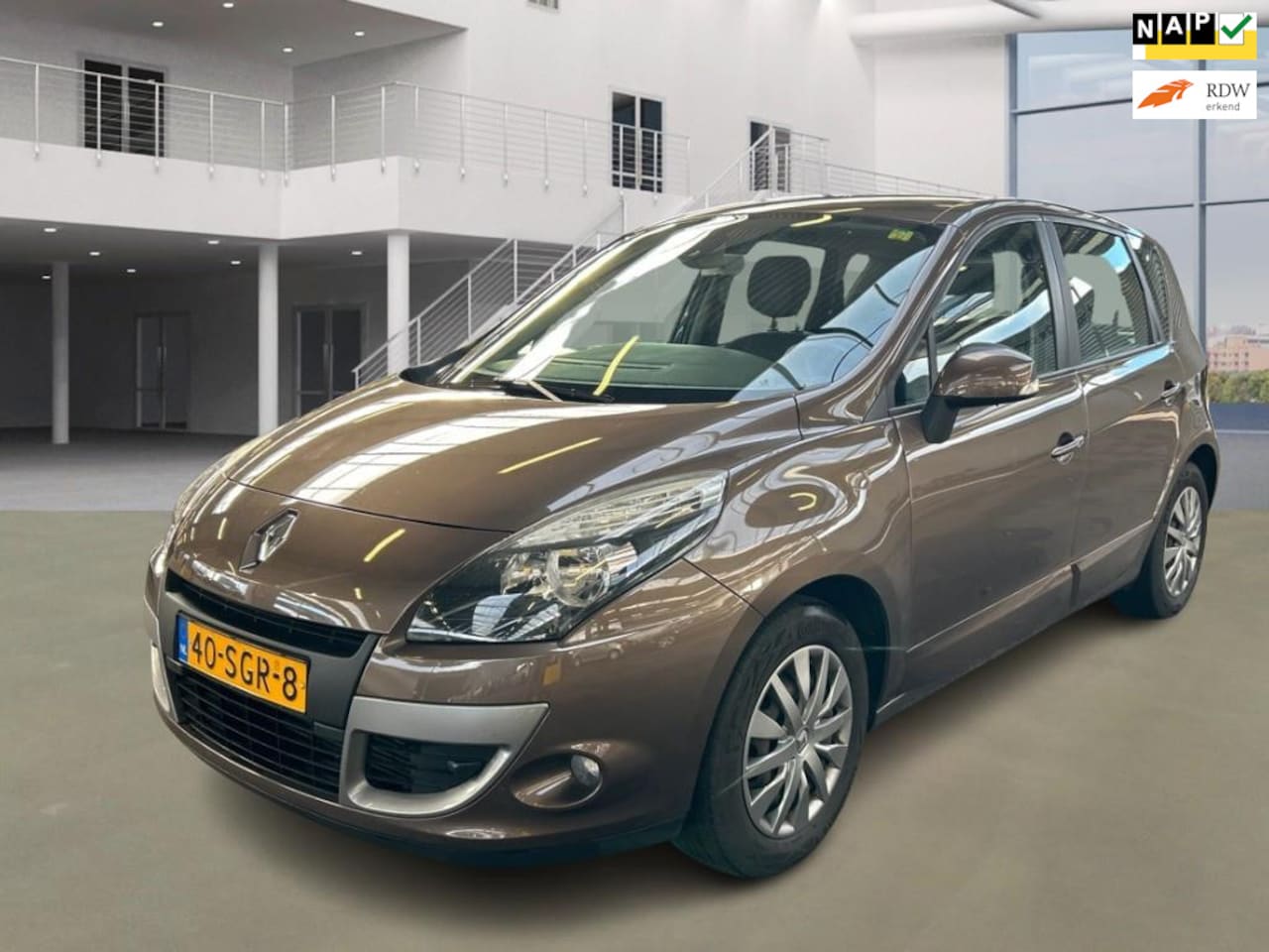 Renault Scénic - 1.4 TCE Expression // NL PRIJS 4599 - AutoWereld.nl