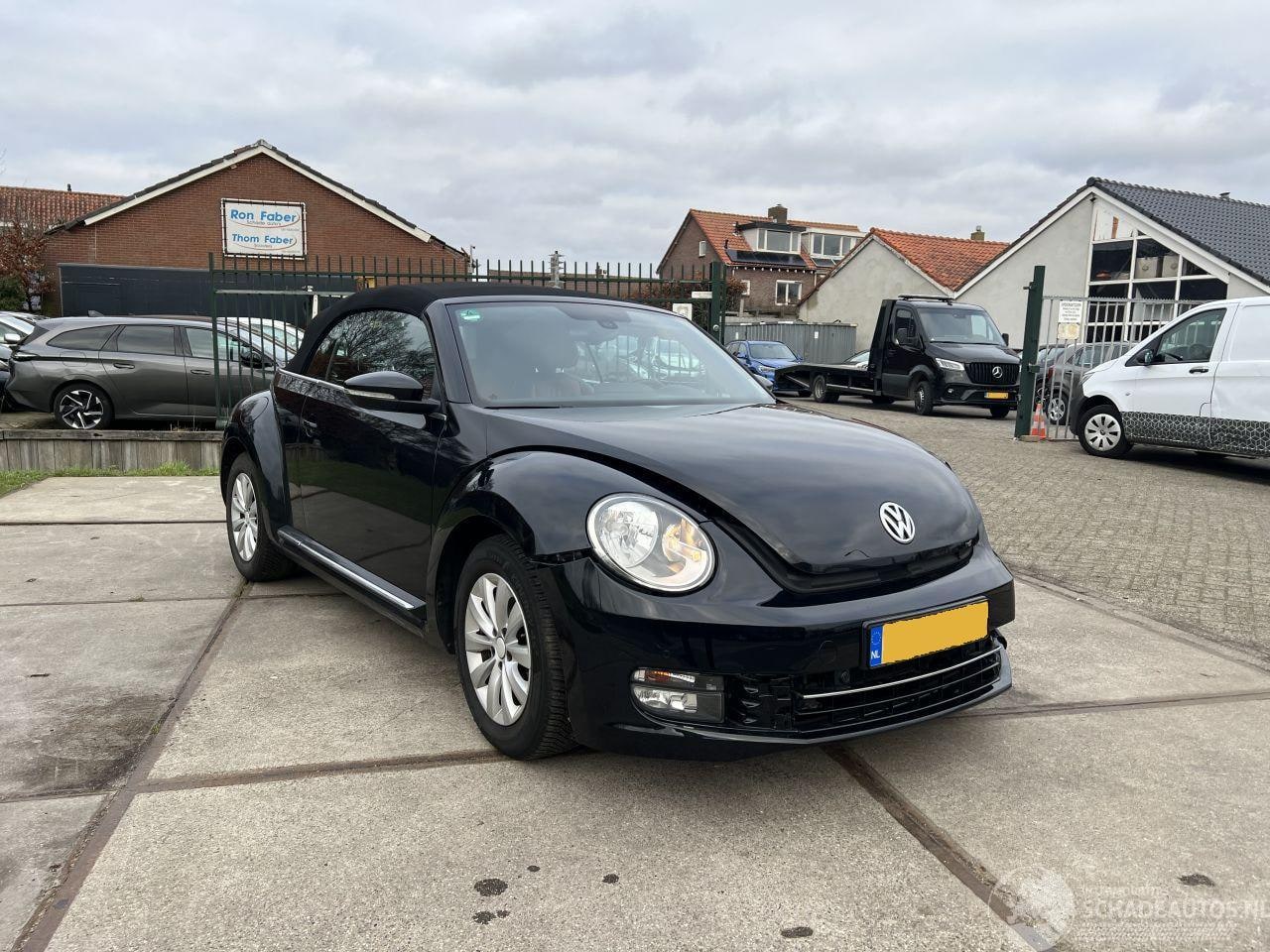 Volkswagen Beetle Cabriolet - 1.2 TSI Design BlueMotion 1.2 TSI Design BlueMotion - AutoWereld.nl