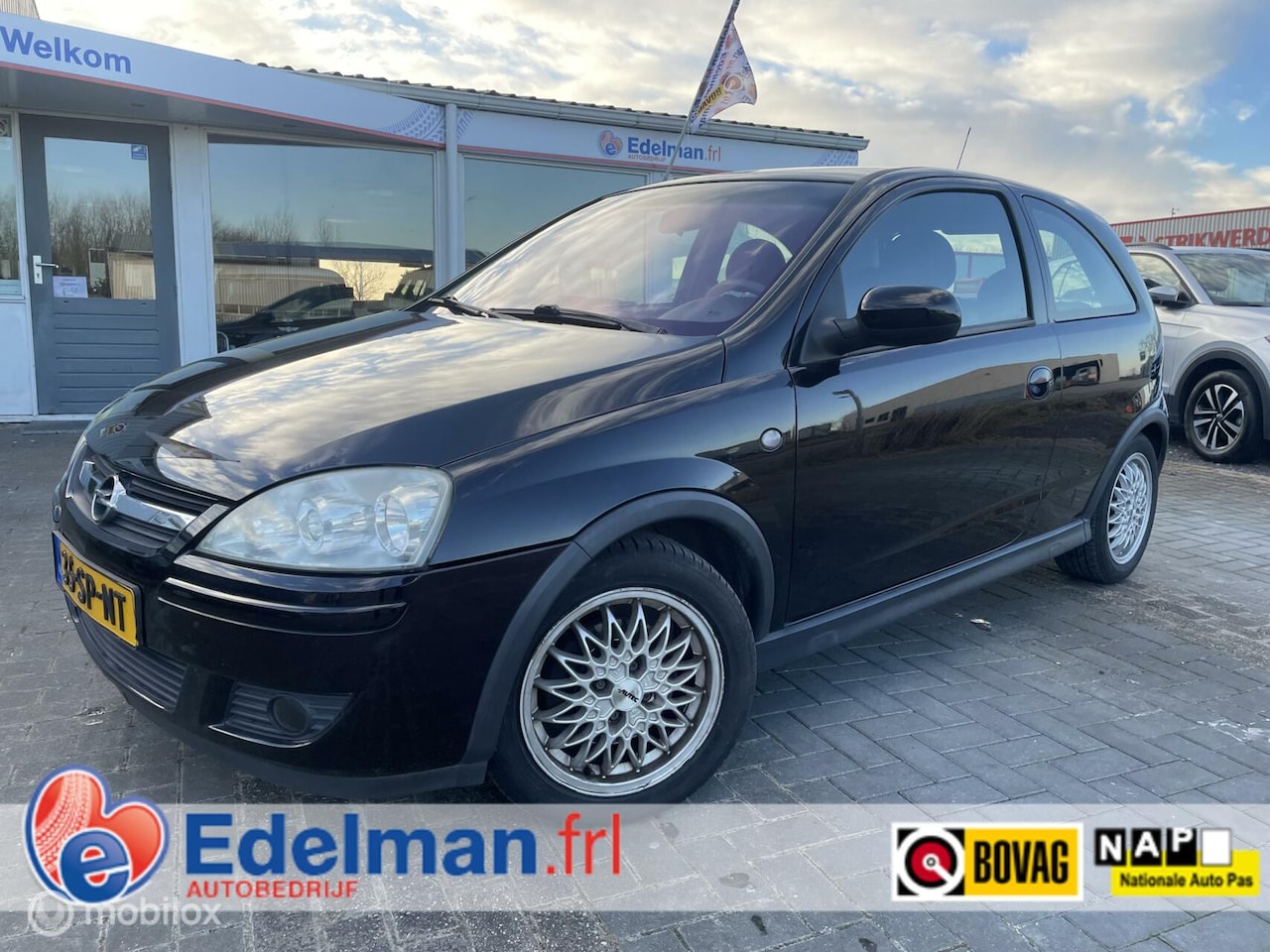 Opel Corsa - 1.4-16V Silverline | TREKHAAK | AIRCO | LM VELGEN - AutoWereld.nl