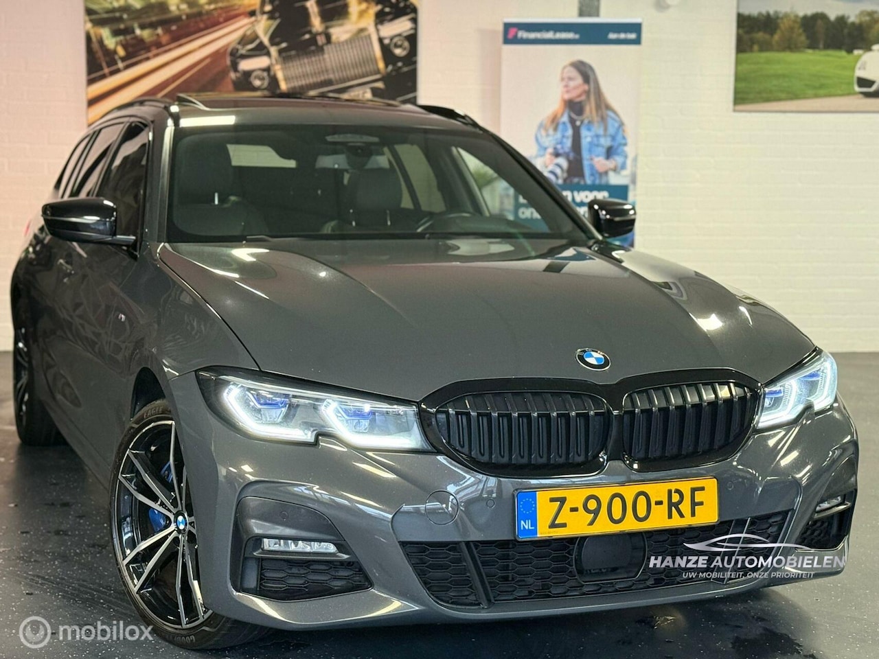 BMW 3-serie Touring - 330e High Executive M PANO Nardo - AutoWereld.nl