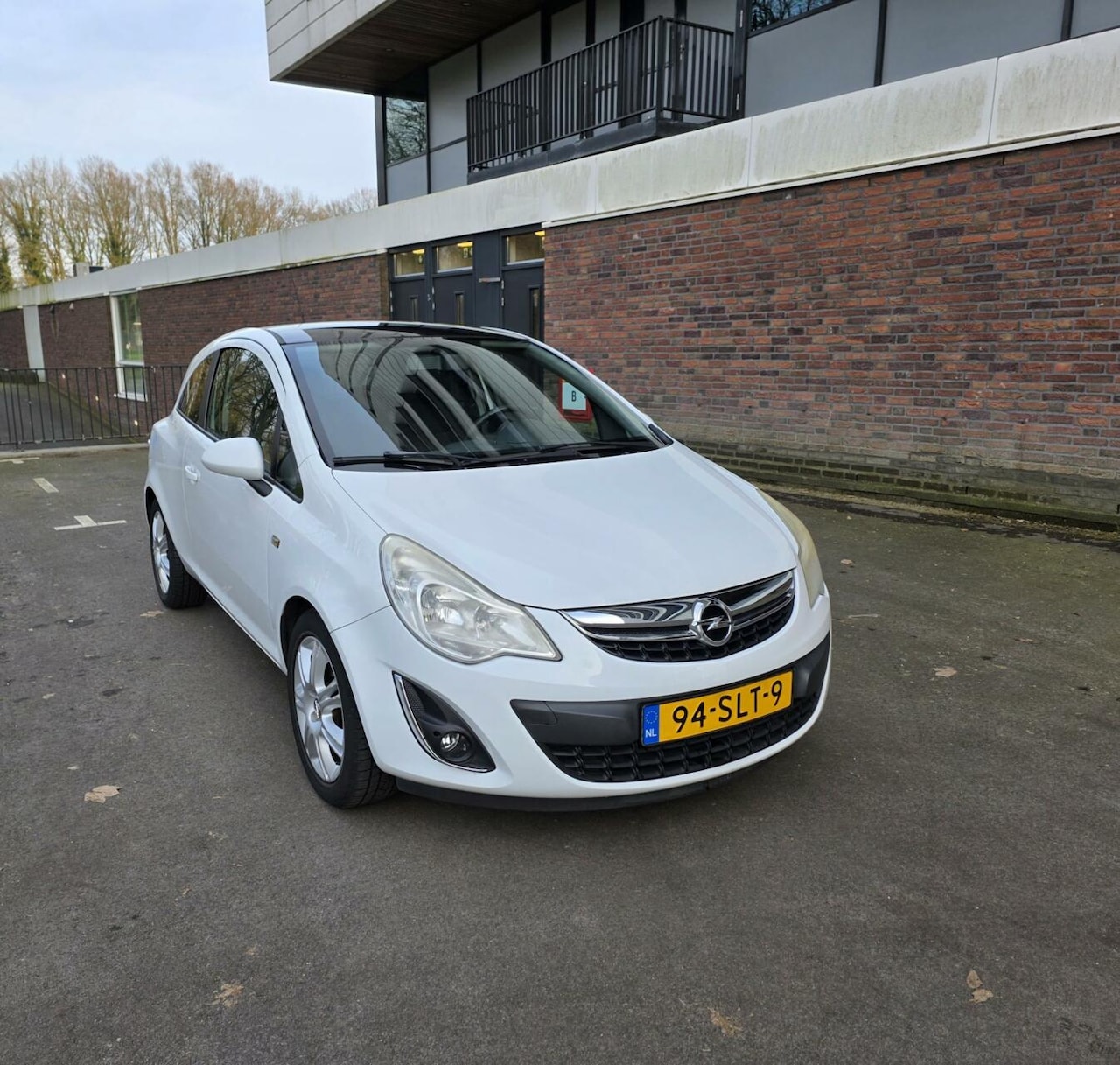 Opel Corsa - 1.2-16V Color Edition 2011 Airco/Cruise/Sport/APK - AutoWereld.nl