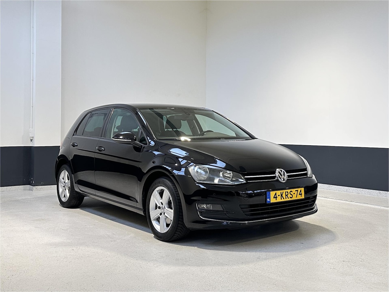 Volkswagen Golf - 1.2 TSI Highline | Navi | Stoelverw| NL | 5-drs | LM velgen | - AutoWereld.nl