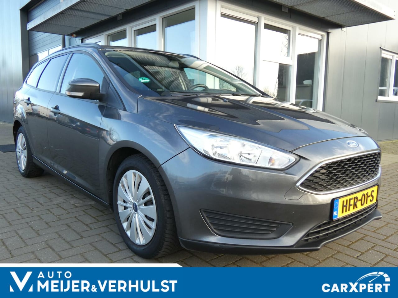 Ford Focus Wagon - 1.0 EcoBoost 125 PK Trend Edition | WINTER PAKKET | 103000 KM!!! - AutoWereld.nl