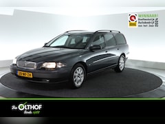 Volvo V70 - 2.4 Comfort Line | COMPL. ONDERHOUDEN | TREKHAAK | STOELVERW. |