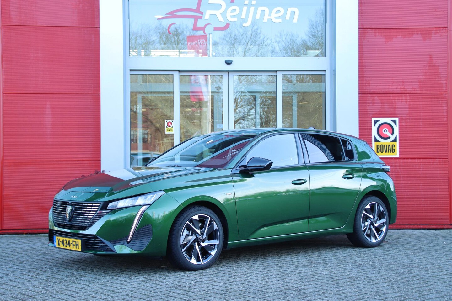 Peugeot 308 - 1.6 HYbrid 180PK ALLURE PACK BUSINESS | NAVIGATIE 10,25 "TOUCHSCREEN | DRAADLOOS APPLE CAR - AutoWereld.nl