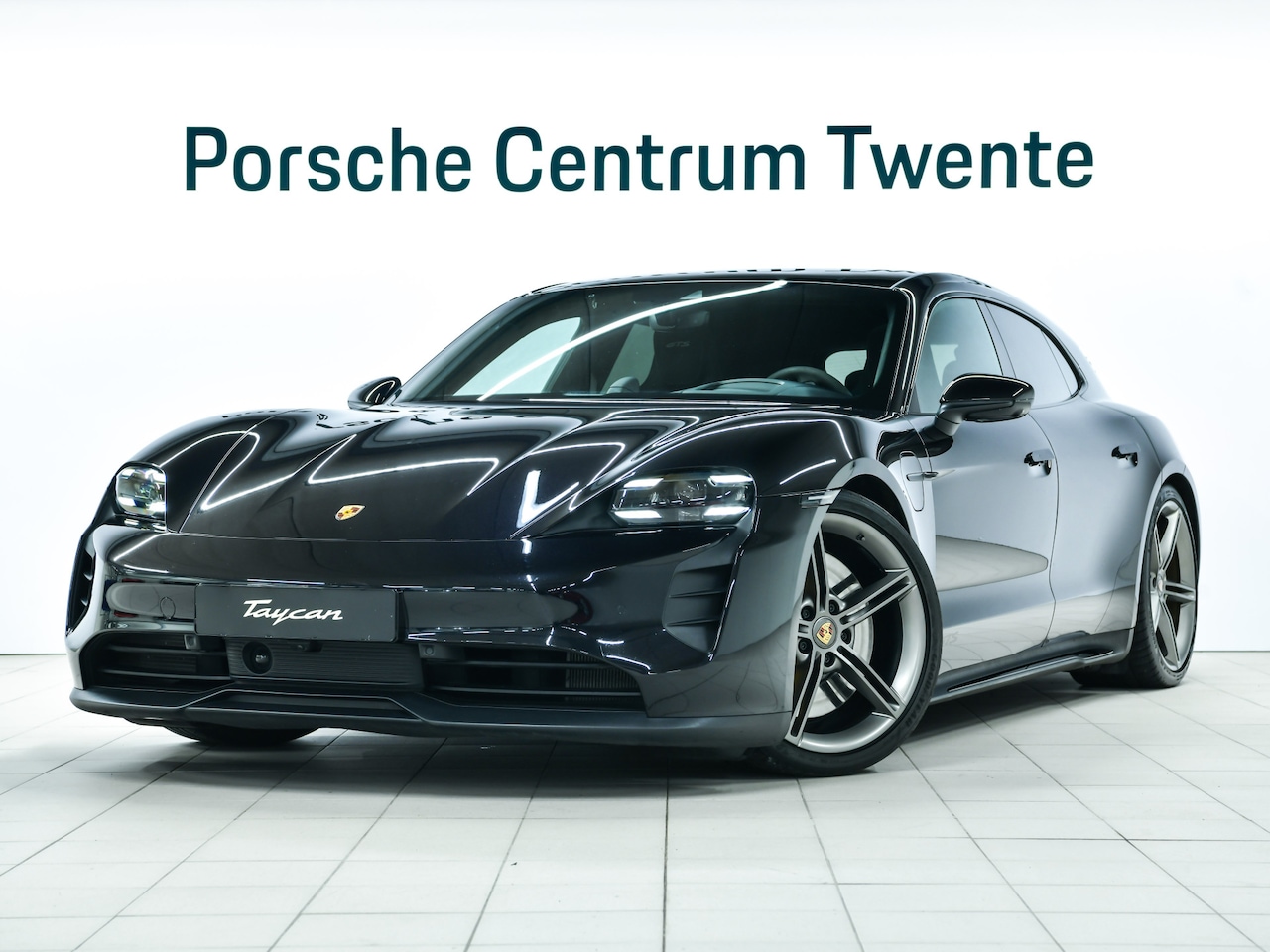 Porsche Taycan Sport Turismo - GTS Performance-accu Plus - AutoWereld.nl