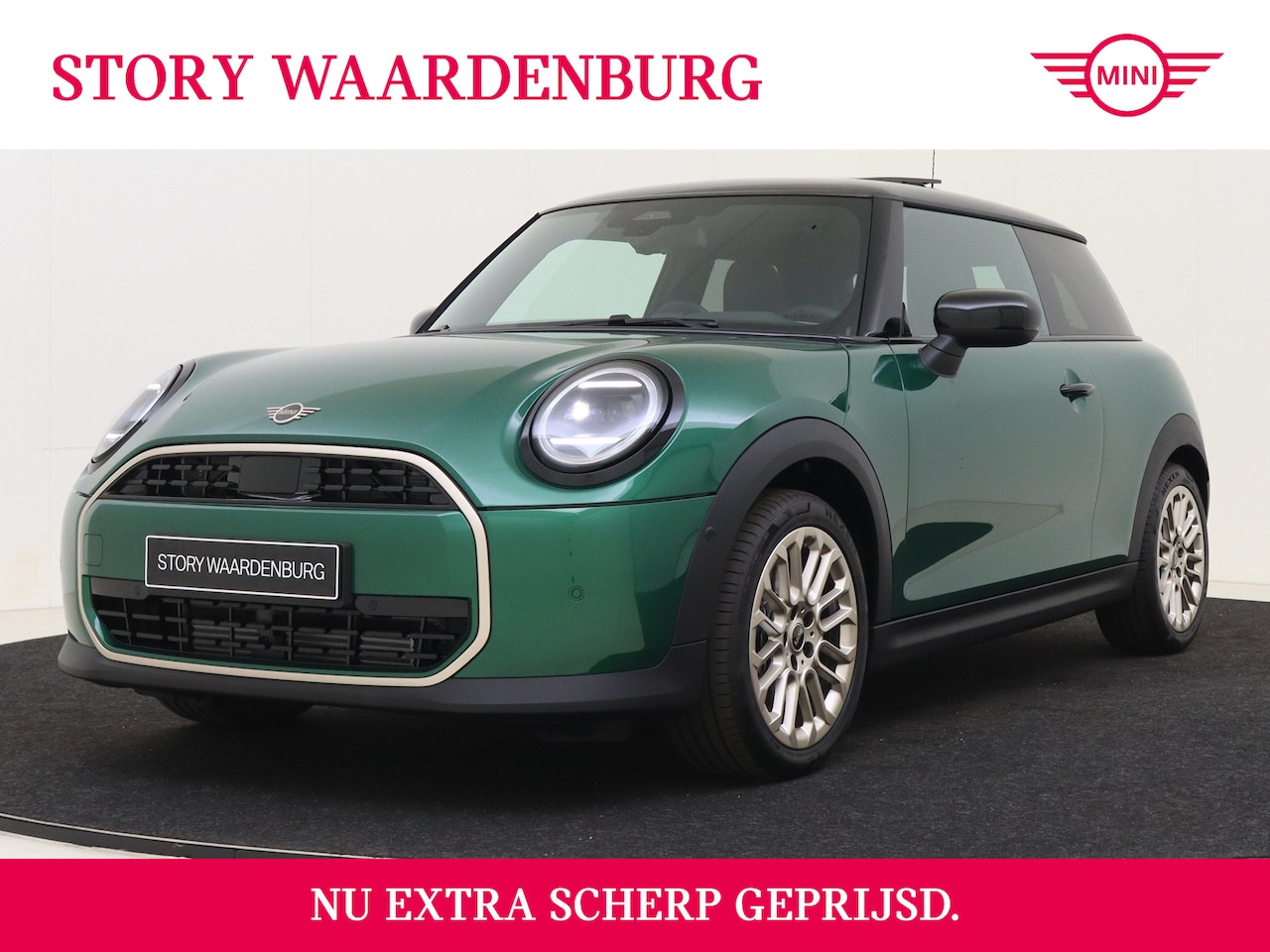 MINI Cooper - Hatchback C Automaat / Favoured Trim / Pakket M / 17 inch U-Spoke vibrant silver - AutoWereld.nl