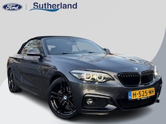 BMW 2-serie Cabrio - 220i High Executive 183pk Automaat | Stoelverwarming | Goede staat | Apple Carplay / Andro