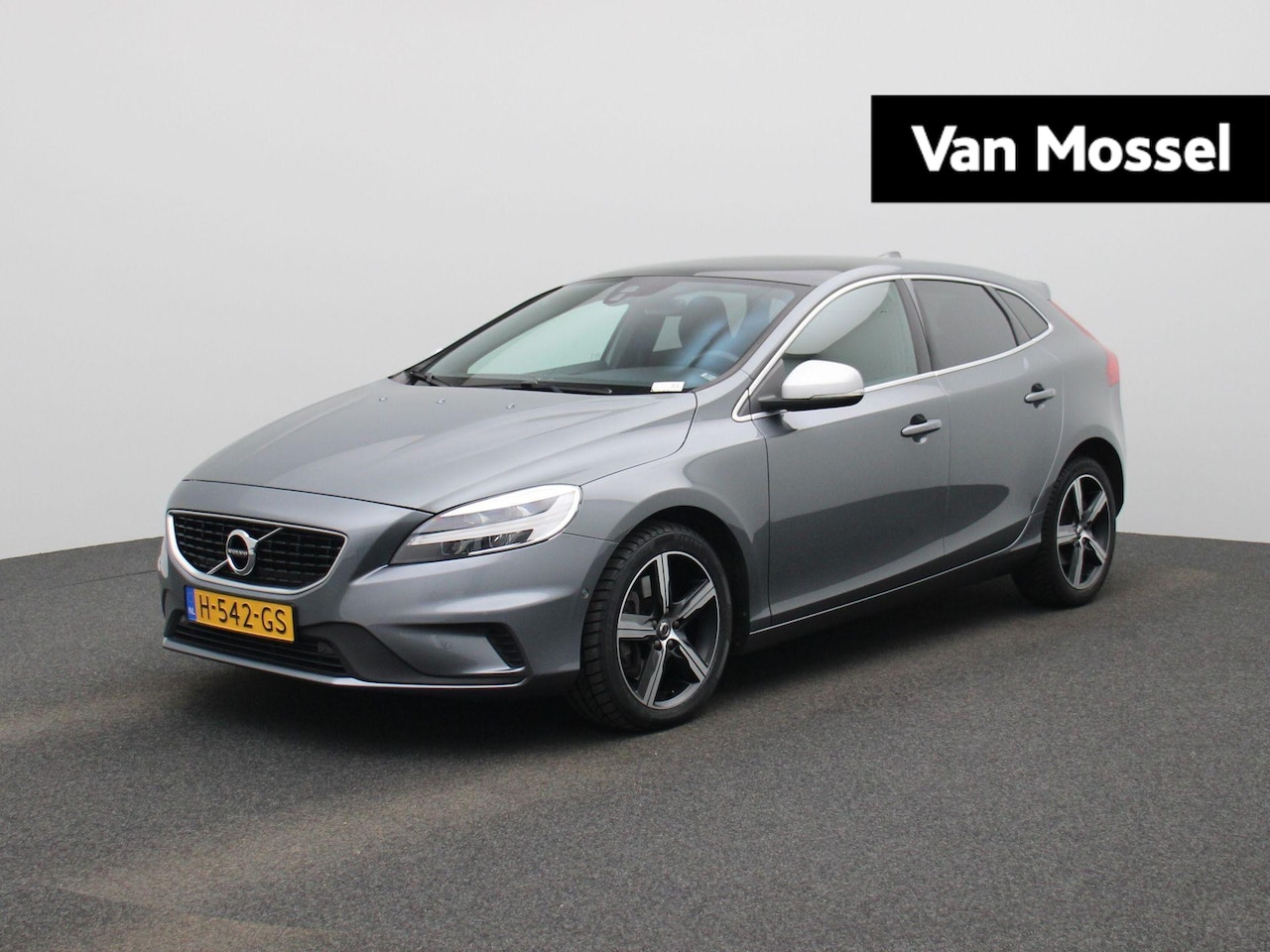 Volvo V40 - 1.5 T3 Polar+ Sport | Panoramadak | Climate-Control | Camera | Stoelverwarming | - AutoWereld.nl