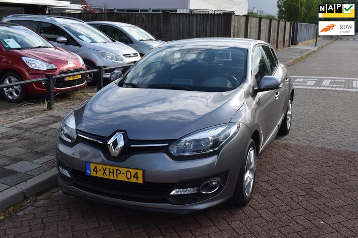 Renault Mégane - 1.2 TCe Expression Navigatie - AutoWereld.nl