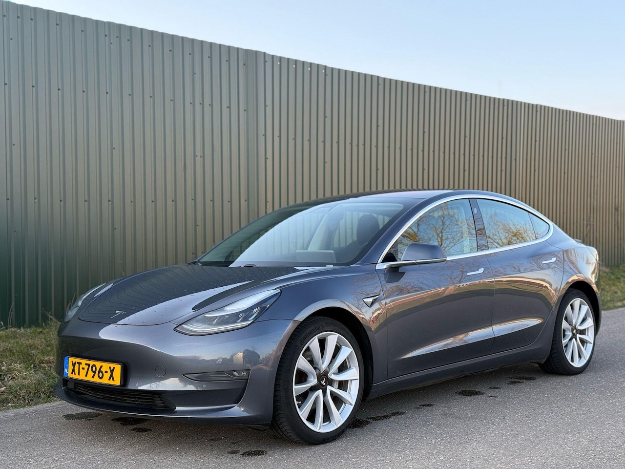 Tesla Model 3 - Long Range RWD Long Range AWD 75 kWh FSD - AutoWereld.nl