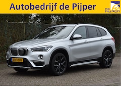 BMW X1 - sDrive20i Orange Edition II Open dak | Cruise control | Navi | Trekhaak |