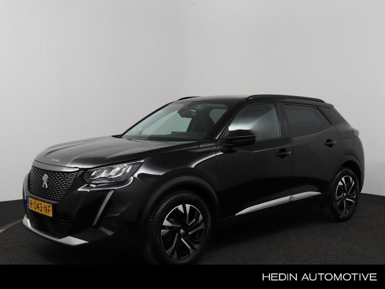 Peugeot 2008 - 1.2 130 PK Allure Pack | Keyless Entry/Start | Adaptieve Cruise Controle | Stoelverwarming - AutoWereld.nl