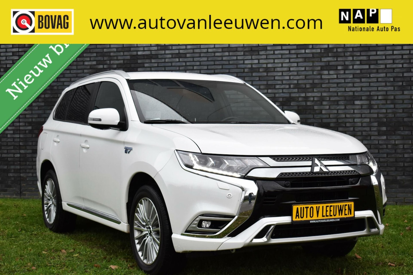 Mitsubishi Outlander - 2.4 PHEV Intense+ LEDER VOL! 360º CAMERA/ELEK. A. KLEP/CARPLAY-ANDROID WIFI/ETC,! - AutoWereld.nl