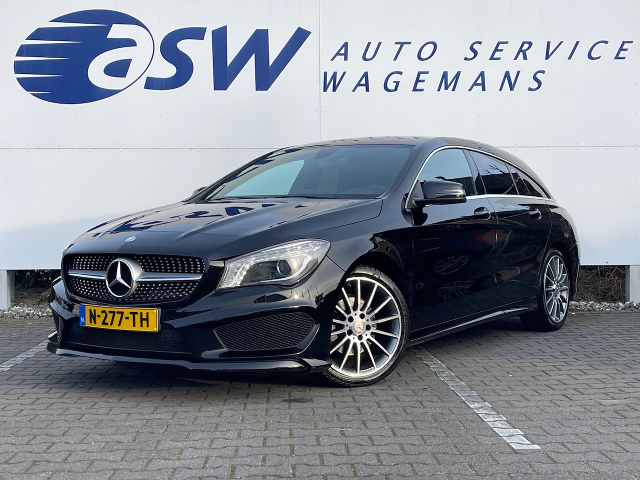 Mercedes-Benz CLA-klasse Shooting Brake - 180 AMG-Line | Navi | Clima | Bi-Xenon | PDC | Cruise | 18 inch - AutoWereld.nl