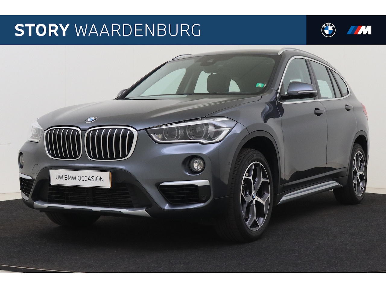 BMW X1 - sDrive20i High Executive xLine Automaat / Achteruitrijcamera / LED / Head-Up / Park Assist - AutoWereld.nl