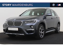 BMW X1 - sDrive20i High Executive xLine Automaat / Achteruitrijcamera / LED / Head-Up / Park Assist