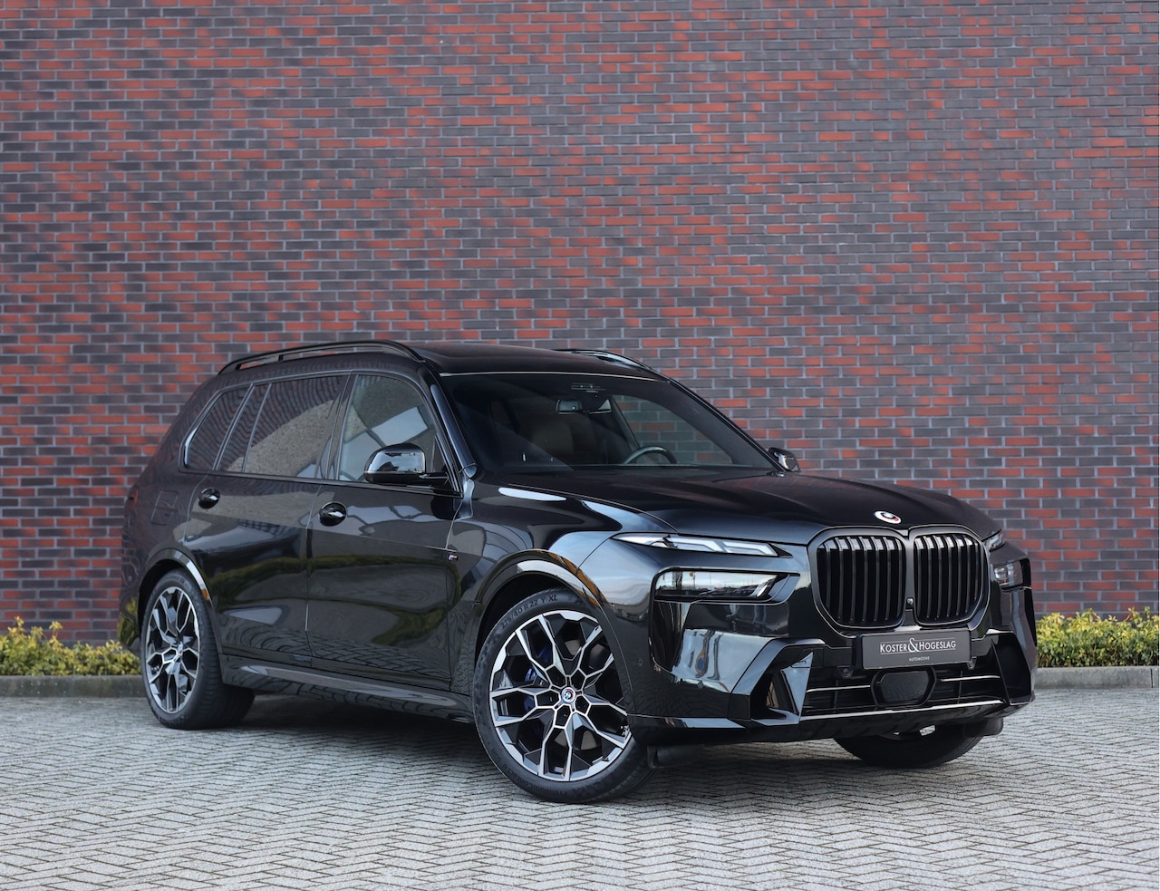 BMW X7 - 40d X-Drive *sky*Head-Up*trekhaak*Vierwielbesturing* - AutoWereld.nl