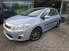 Toyota Auris - 1.8 Full Hybrid Executive | 2E EIGENAAR | 12 MND GARANTIE | NAVI | CAMERA | CRUISE | LMV |