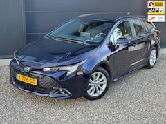 Toyota Corolla Touring Sports - Hybrid 140 Business | 1e eig | NL auto | zomer/winter