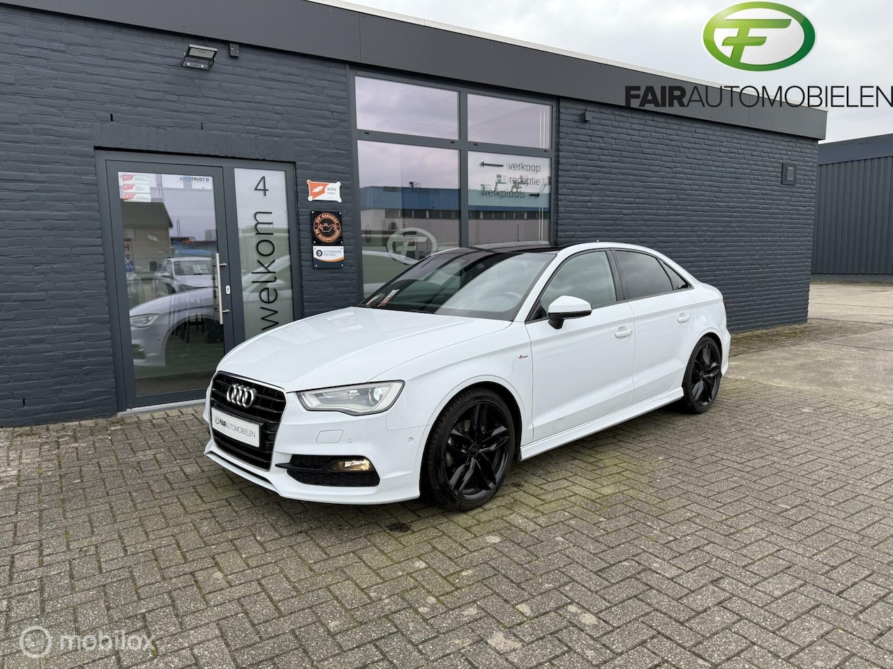 Audi A3 Limousine - 1.4 TFSI CoD Ambition Pro Line S 1.4 TFSI CoD Ambition Pro Line S - AutoWereld.nl