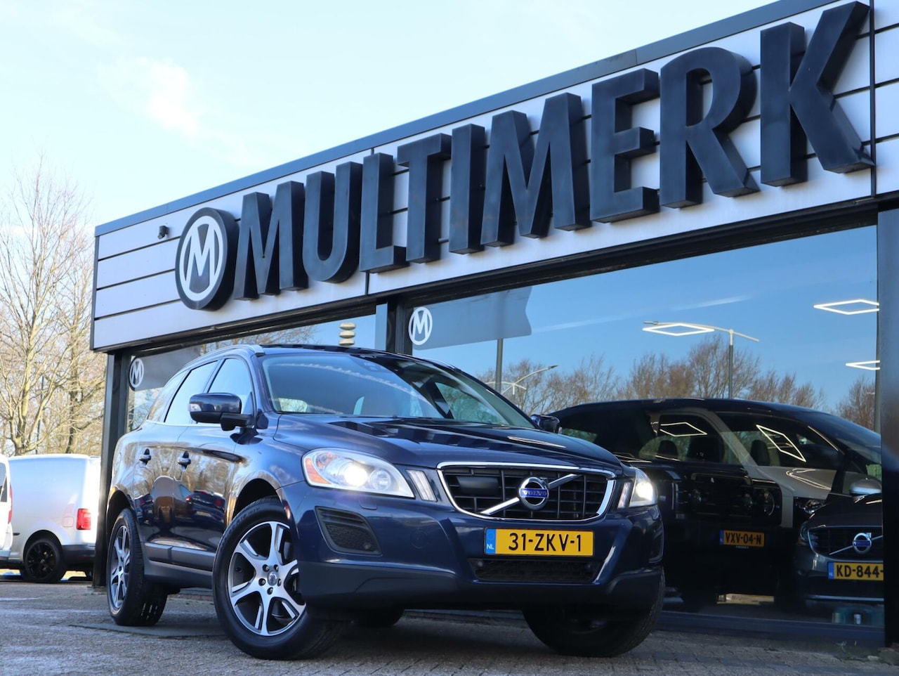 Volvo XC60 - 2.0D 5 Cilinder Summum, Uniek lage km st, NL Auto - AutoWereld.nl