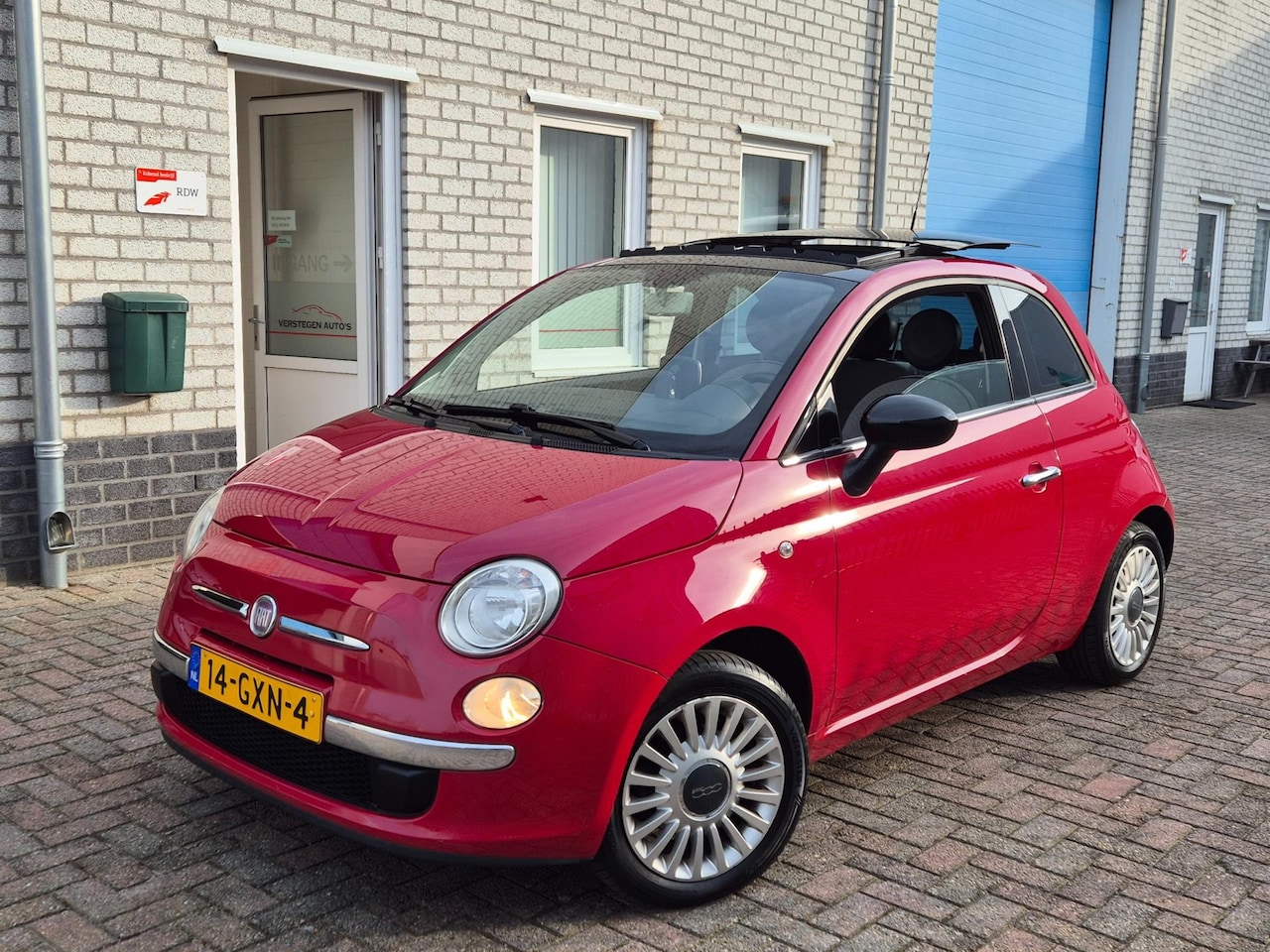 Fiat 500 - 1.4-16V Lounge Airco-Schuifdak-100PK 6Bak-N.A.P - AutoWereld.nl