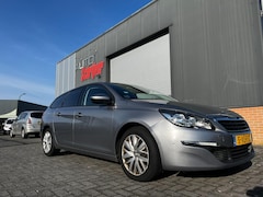 Peugeot 308 SW - 1.2 e-THP Blue Lease