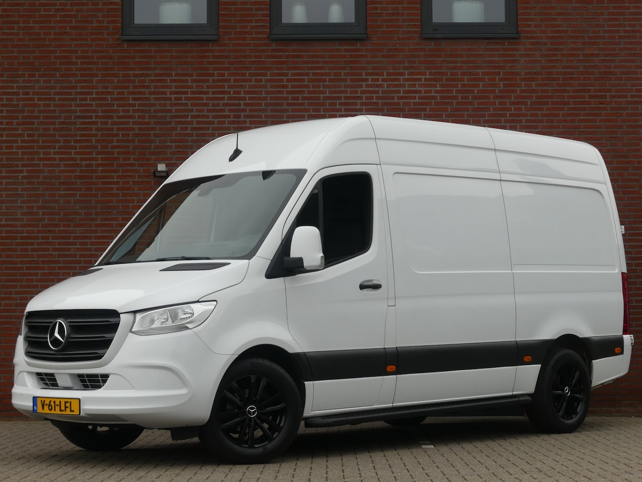 Mercedes-Benz Sprinter - 317 CDI L2H2 Camera/Cruise control/Airco - AutoWereld.nl