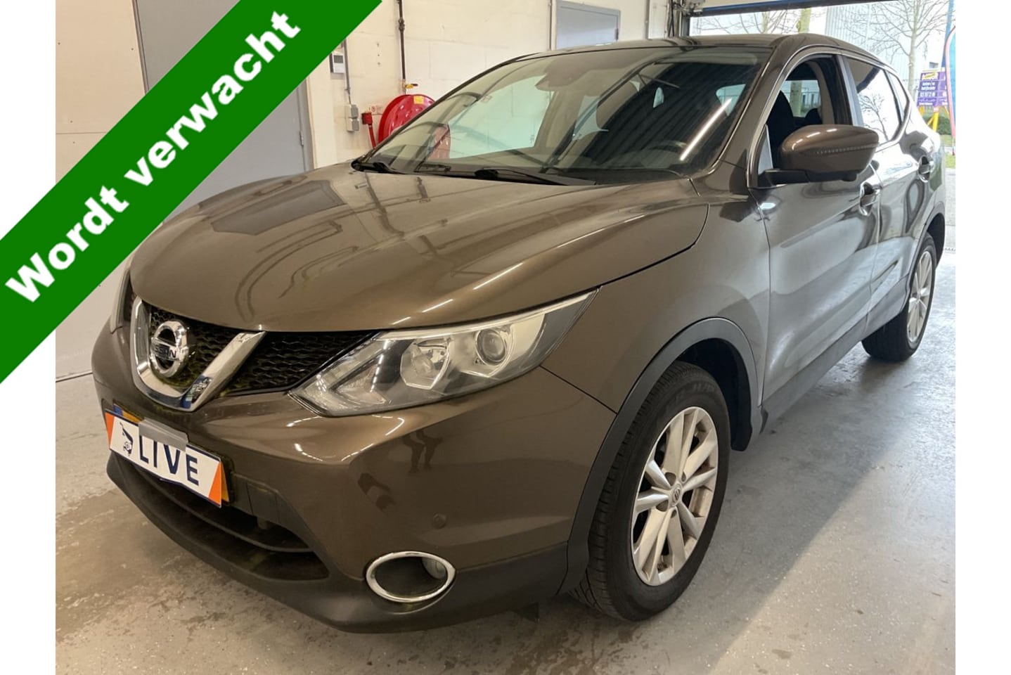 Nissan Qashqai - 1.2 Connect Edition NL AUTO | PANO | TREKHAAK | NAVI | LAGE KM - AutoWereld.nl