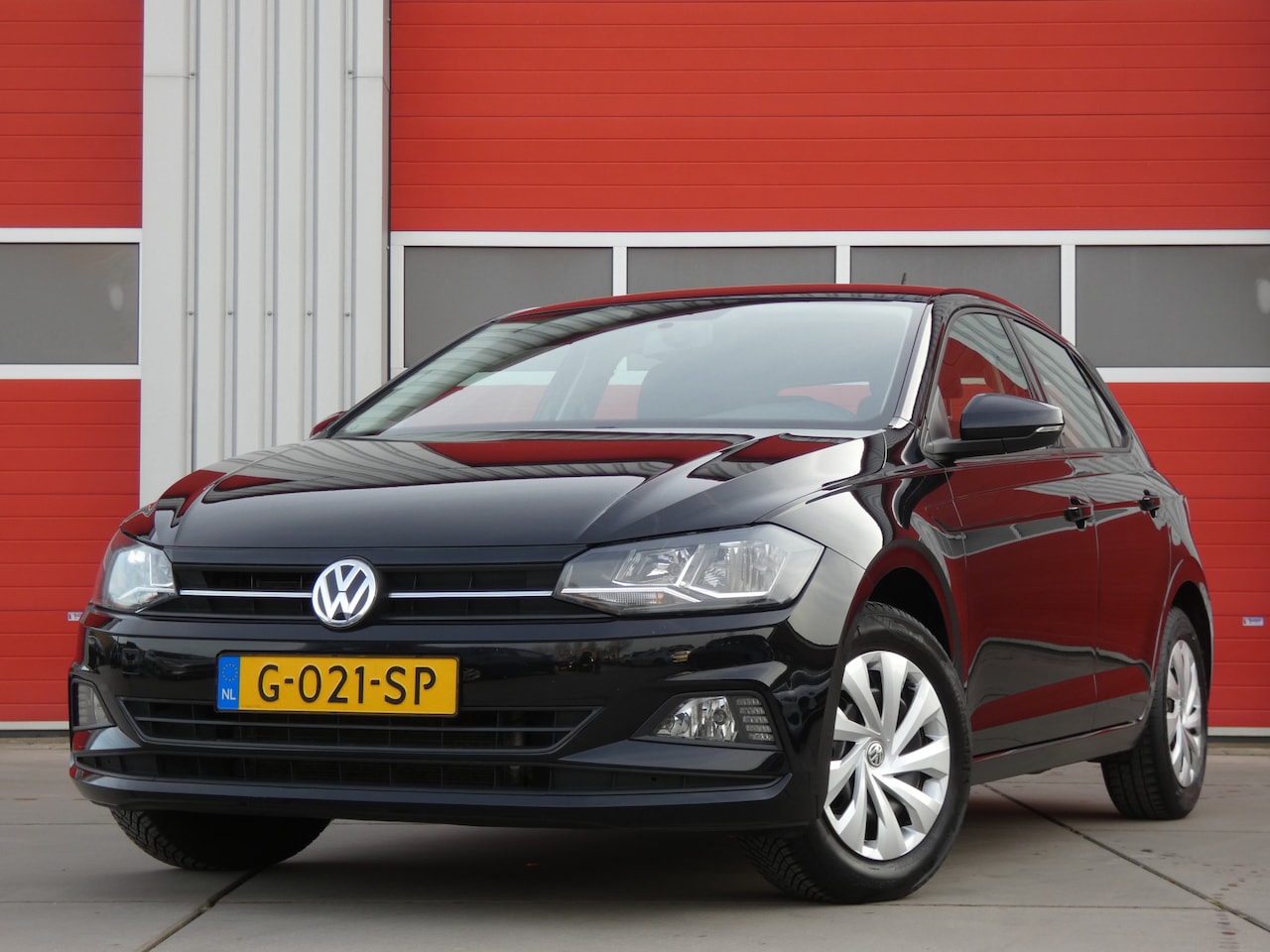 Volkswagen Polo - 1.0 TSI Comfortline/ automaat/ lage km! - AutoWereld.nl