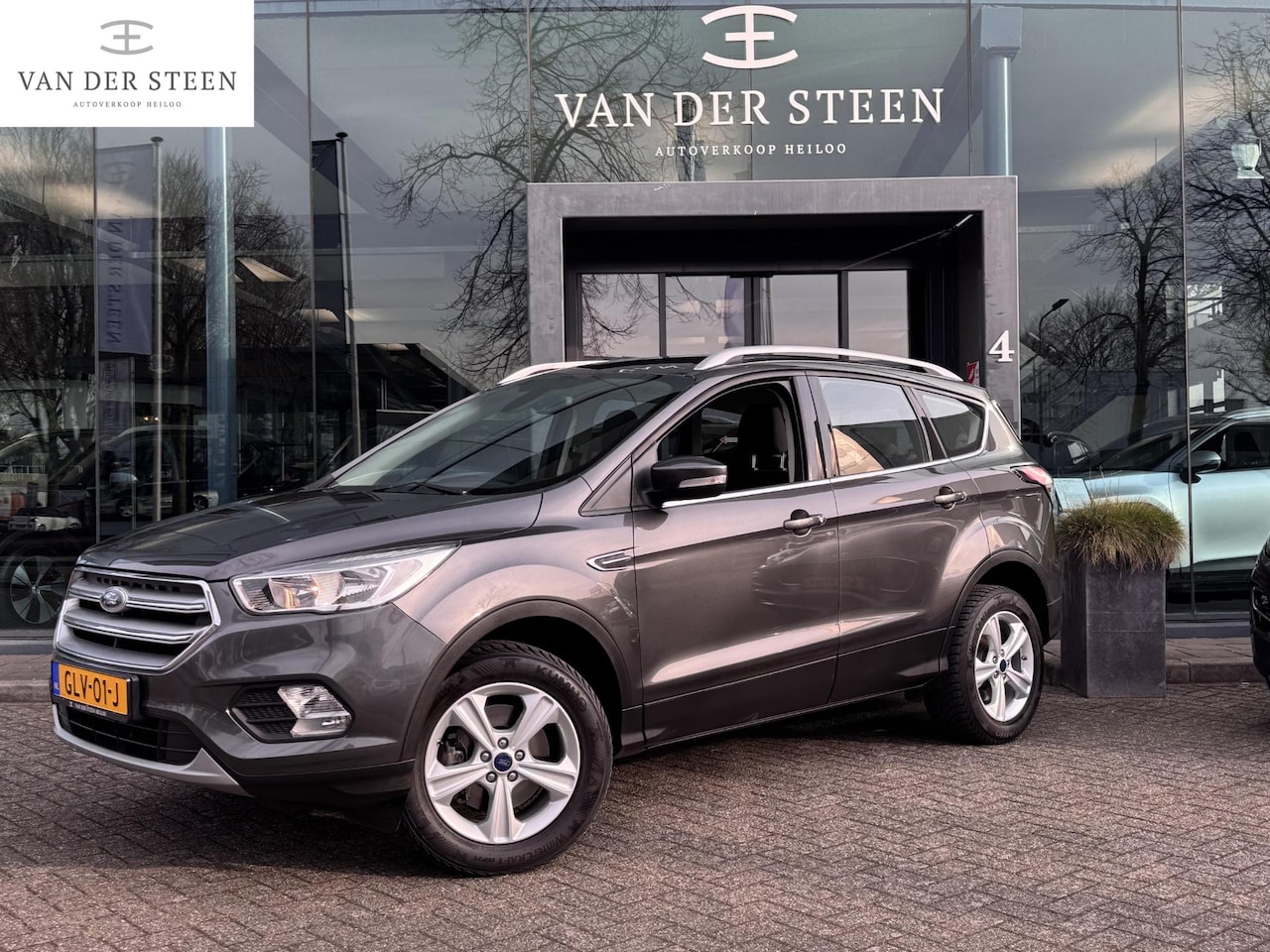 Ford Kuga - 1.5 EcoBoost AWD/4x4 | Apple Carplay | Stoelverwarming - AutoWereld.nl