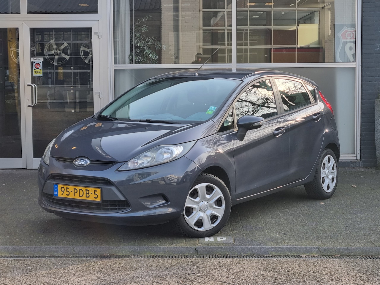 Ford Fiesta - 1.25 5d. Limited AIRCO - AutoWereld.nl