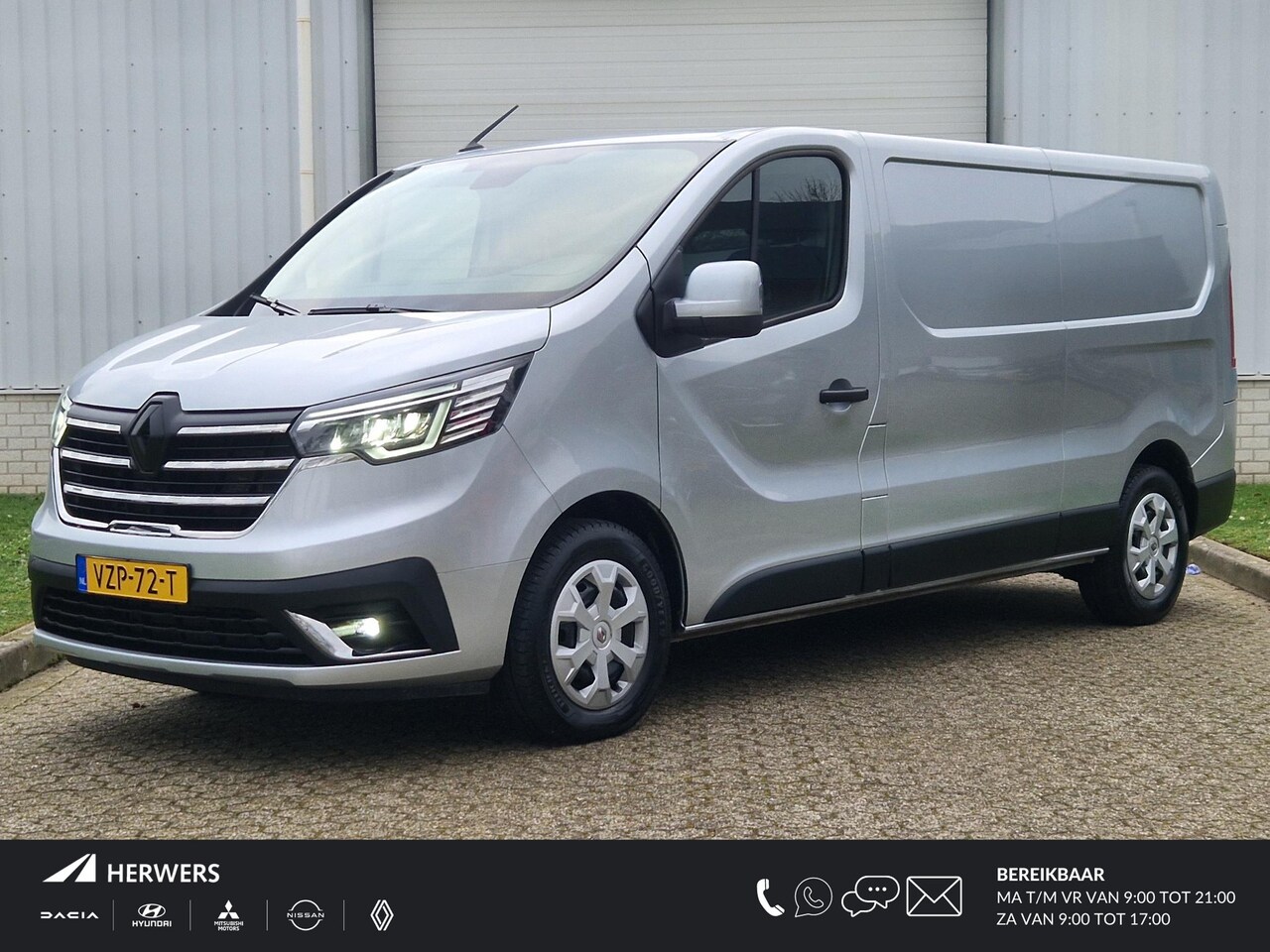 Renault Trafic - 2.0 dCi 150 T30 L2H1 Work Edition / AUTOMAAT / Cruise Control / Airco / Tussenschot met ra - AutoWereld.nl