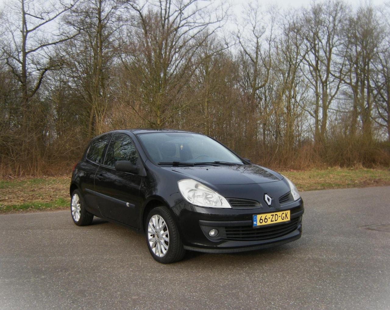 Renault Clio - 1.2 TCE Business Line . Airco . LMV . Elec ramen en spiegels . enz - AutoWereld.nl