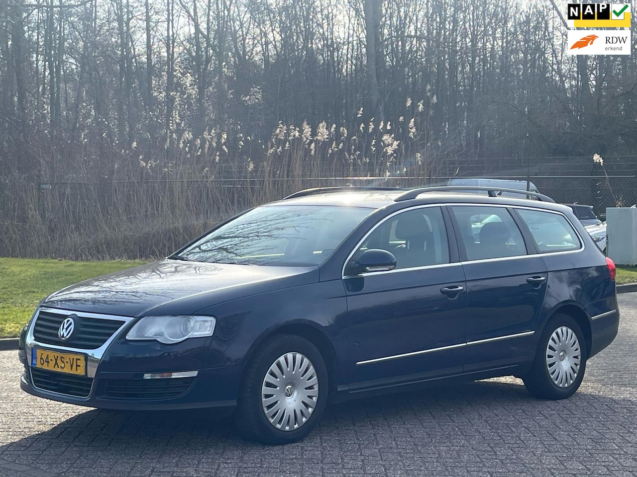 Volkswagen Passat Variant - 1.6 FSI Comfortline Business/APK TOT 21-09-2025 - AutoWereld.nl