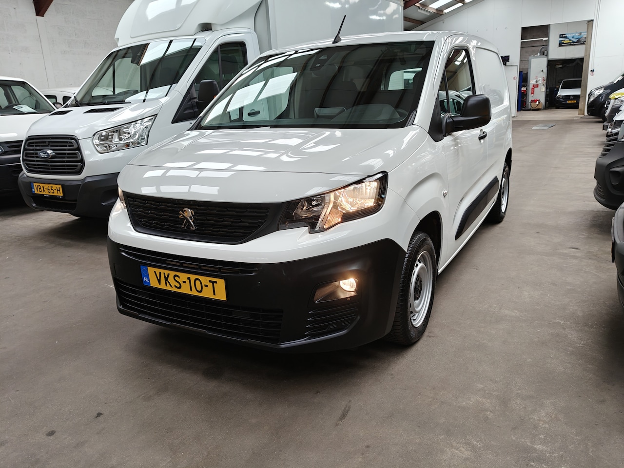 Peugeot Partner - 1.5 BlueHDI Premium 1.5 BlueHDI Premium - AutoWereld.nl