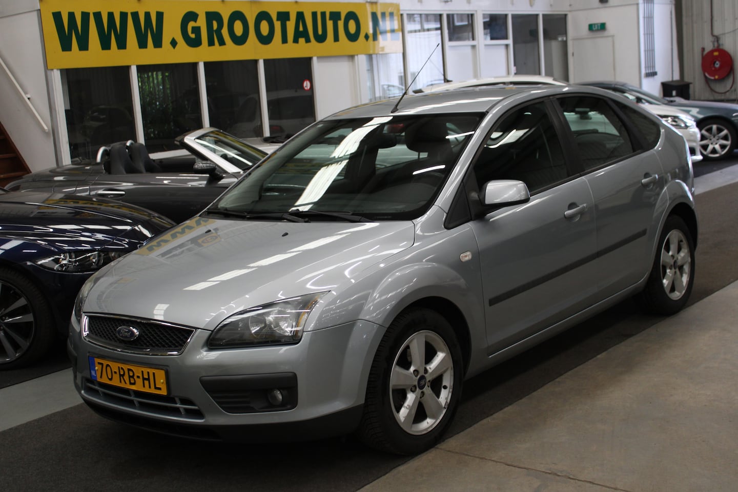 Ford Focus - 1.6-16V First Edition Automaat Dealer onderhouden, Airco, Trekhaak - AutoWereld.nl