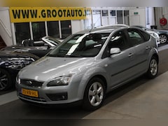 Ford Focus - 1.6-16V First Edition Automaat Dealer onderhouden, Airco, Trekhaak