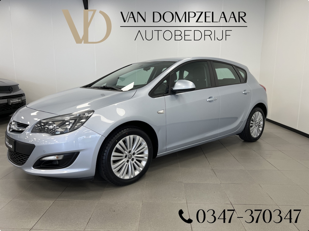 Opel Astra - 1.4 Turbo Business+ / 140PK / NAVI / PDC / H.LEDER / 12MND BOVAG / - AutoWereld.nl