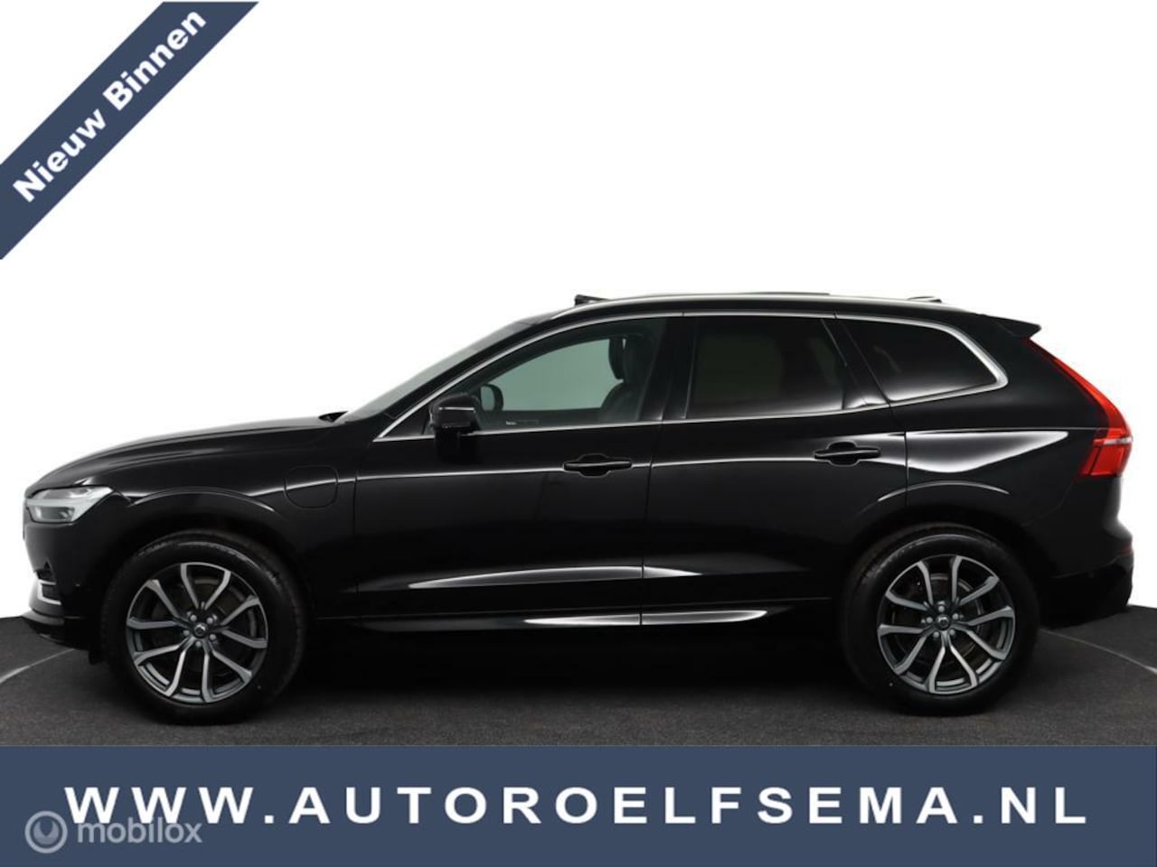 Volvo XC60 - 2.0 T8 Twin Engine AWD Inscrip|Pano | Trekh|cam - AutoWereld.nl