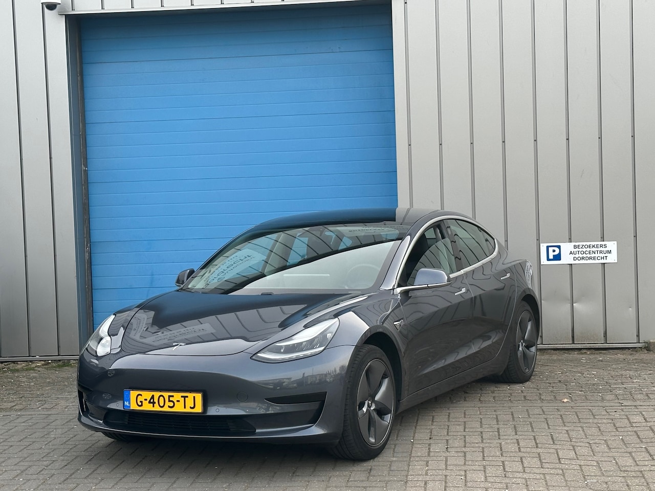 Tesla Model 3 - Standard RWD Plus 60 kWh TREKHAAK - AutoWereld.nl