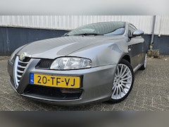 Alfa Romeo GT - 2.0 JTS Distinctive