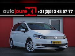 Volkswagen Touran - 1.4 TSI Comfortline Business | 7-persoons | Navigatie | Camera | Trekhaak |