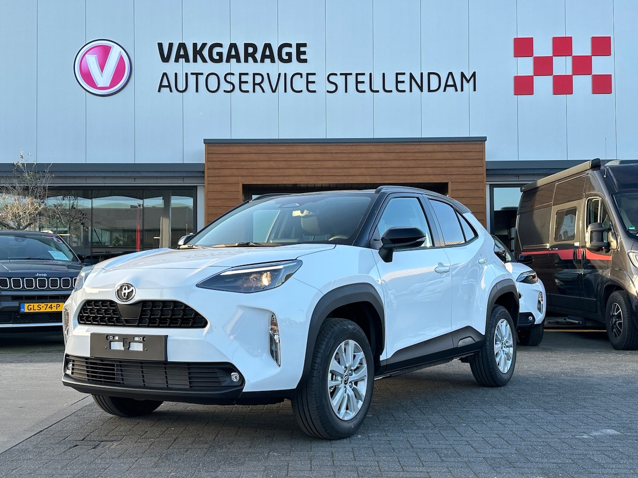 Toyota Yaris Cross - 1.5 Hybrid 115 Active|Bi-Tone|Carplay|Adaptive Cruise|Camera|Climate Control - AutoWereld.nl