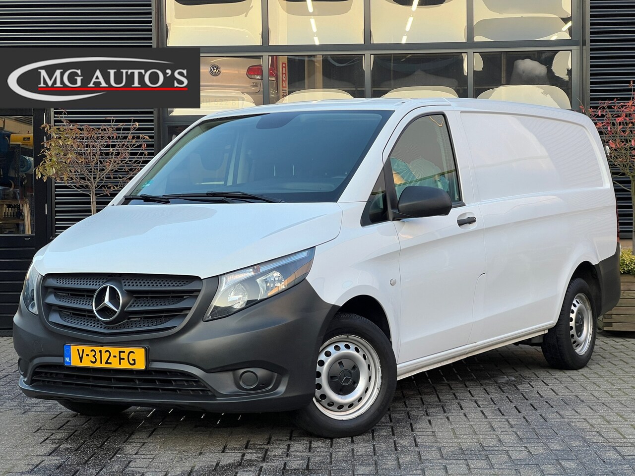 Mercedes-Benz Vito - 109 CDI Functional Lang 109 CDI Functional Lang - AutoWereld.nl